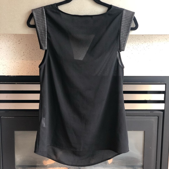 Mackage Top - Picture 4 of 4